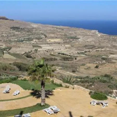 Apartament Hal Saghtrija - With Fantastic Sea And Mountain Views *