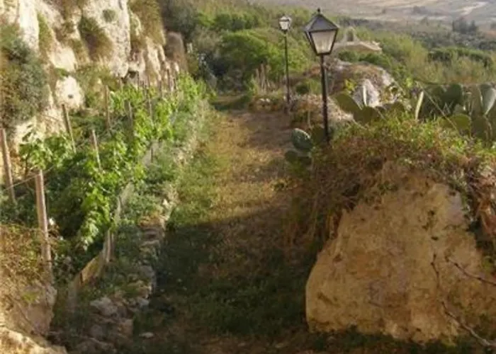 Hal Saghtrija - With Fantastic Sea And Mountain Views * Zebbug (Gozo)